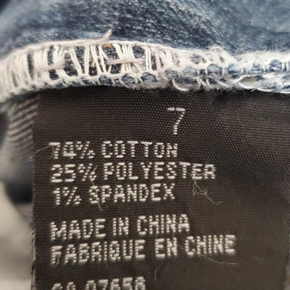 Retro High Rise Overall Shorts Adjustable straps - Picture 11 of 15